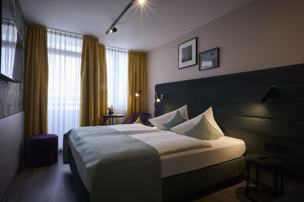 PREMIUM, DOUBLE BED