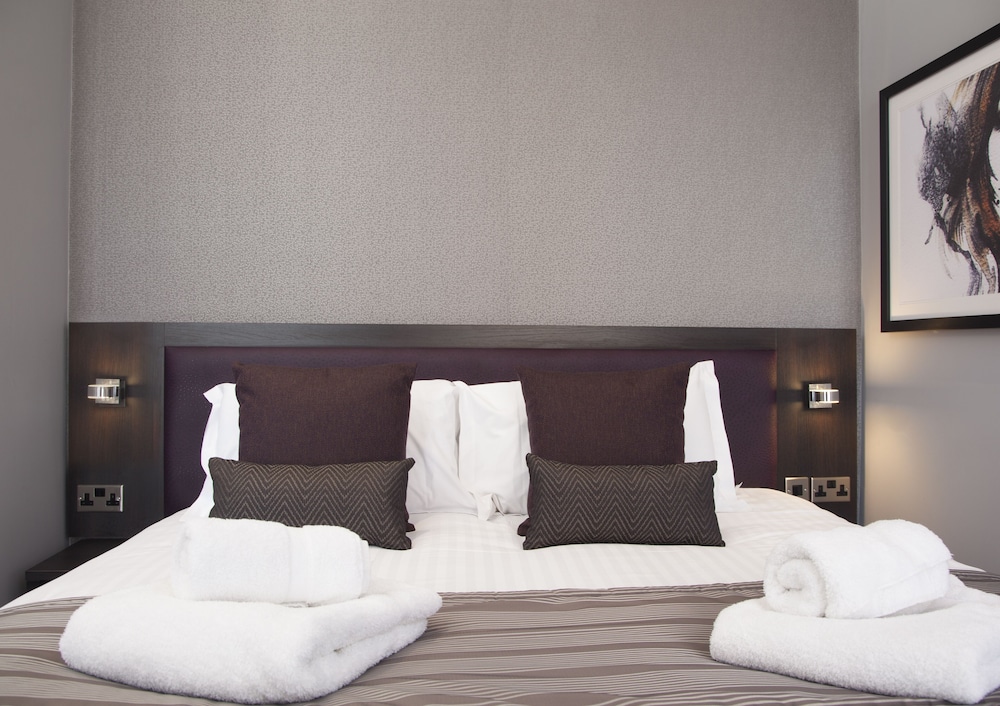 Epic Aparthotel Duke Street 25/50