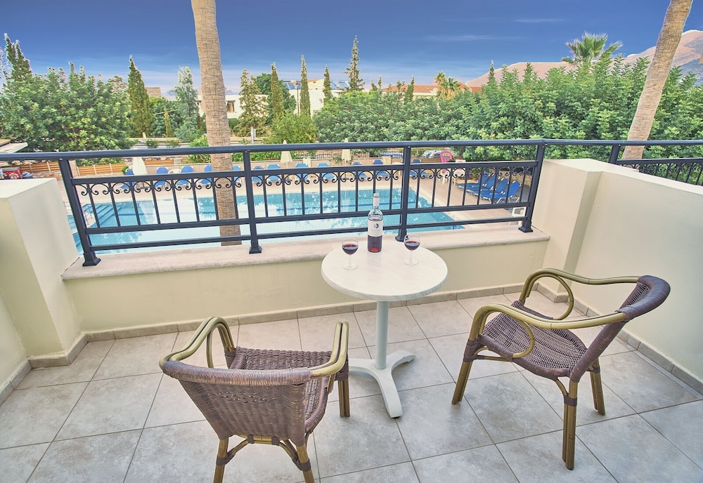 Dionysos Apartments And Studios 50/61
