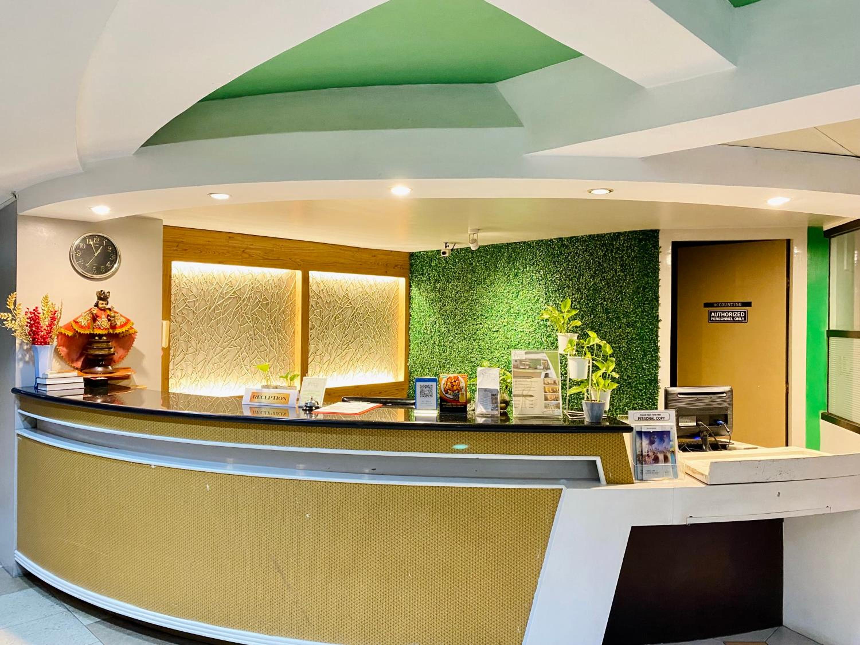 Century Plaza Hotel 6/50