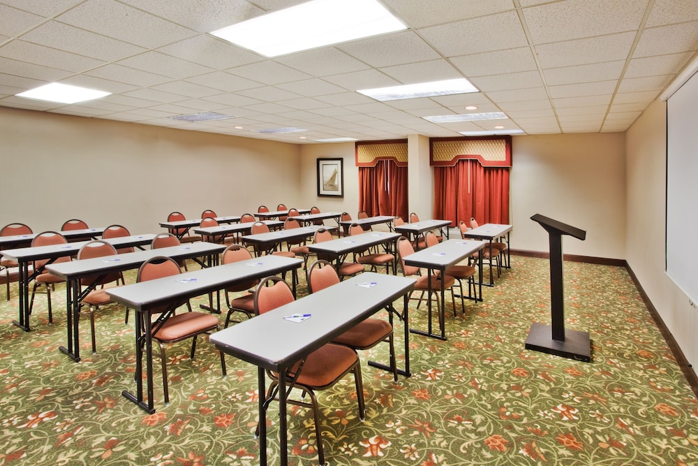 Holiday Inn Express Atlanta W(I-20)Douglasville 31/40