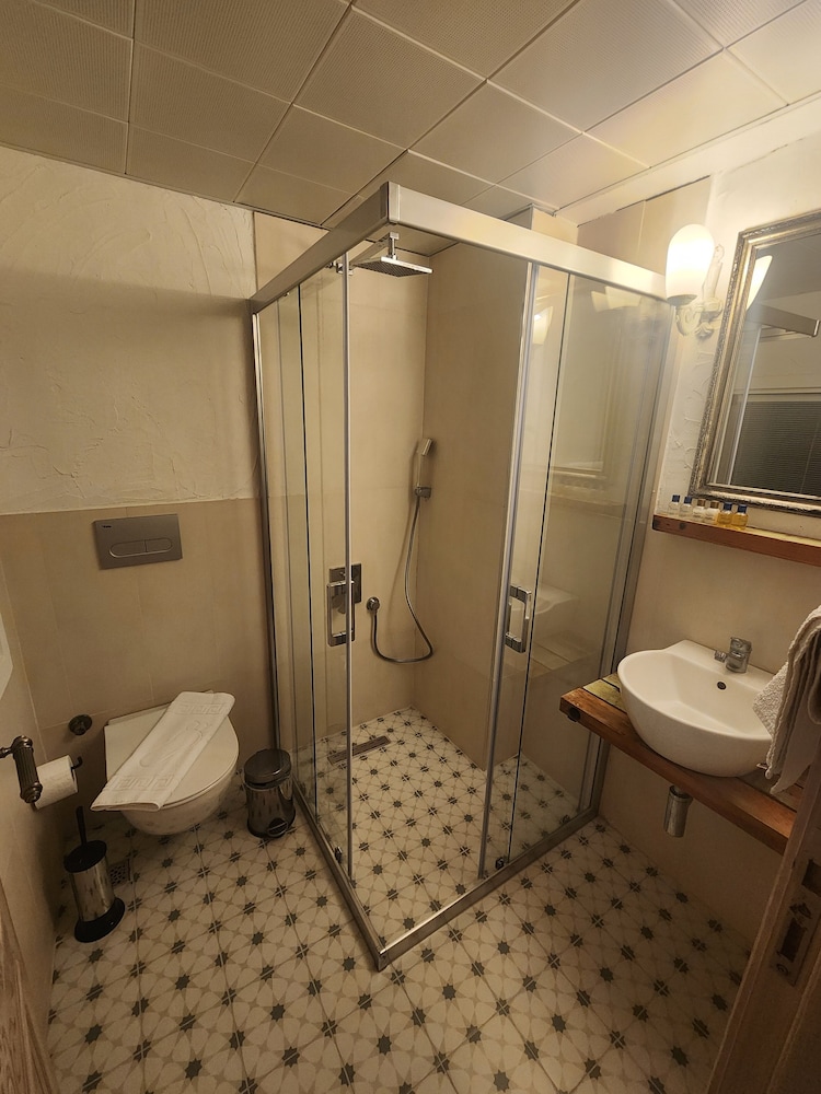 Tarcin Alacati Otel - Adults Only 44/48