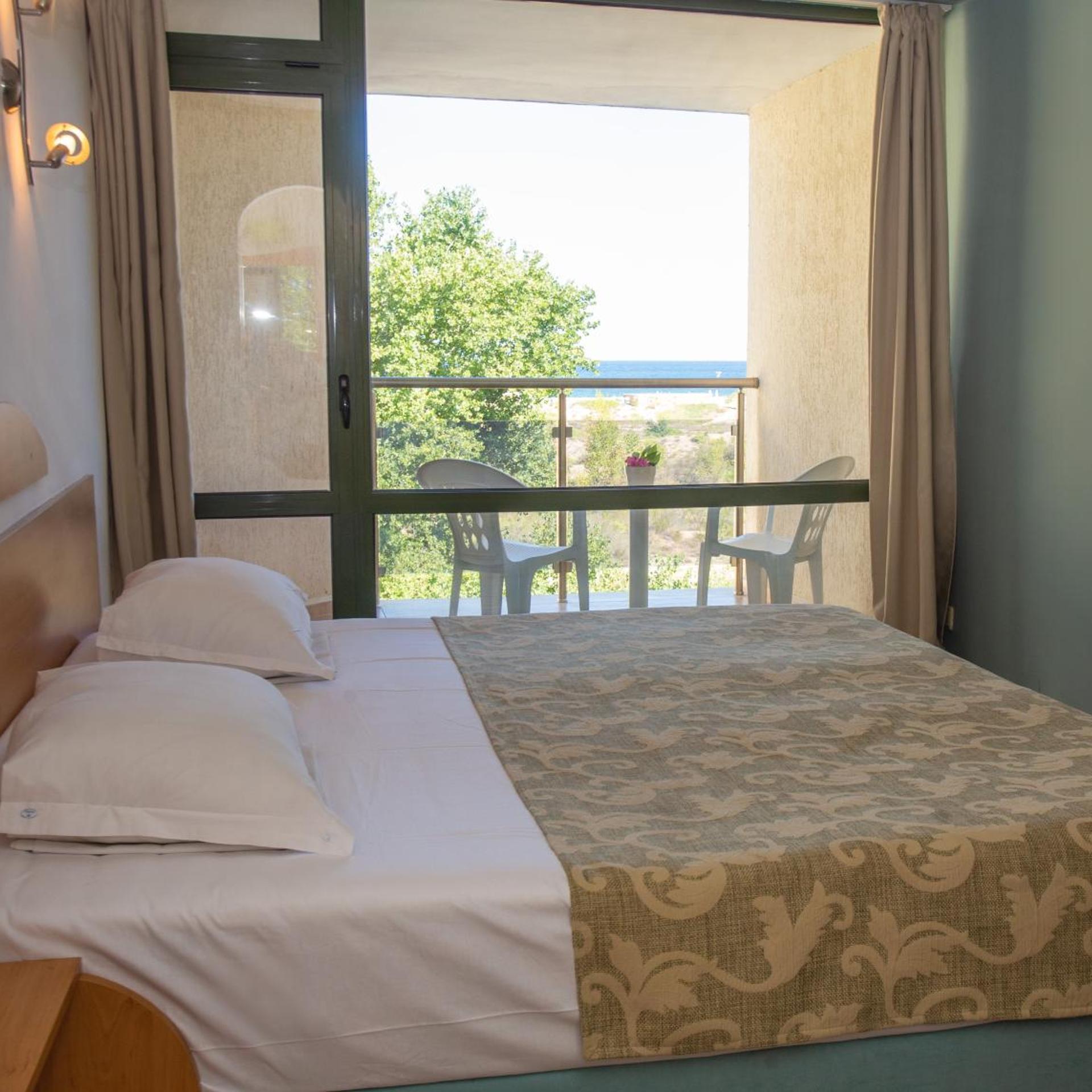 Room, Double or Twin Bed, Sea View 9/10