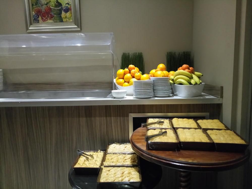 restaurant-cafeteria