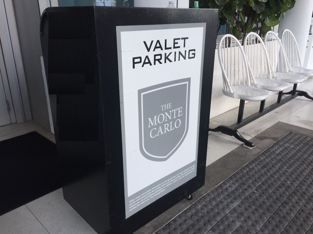 Churchill Suites Monte Carlo Miami Beach 38/76