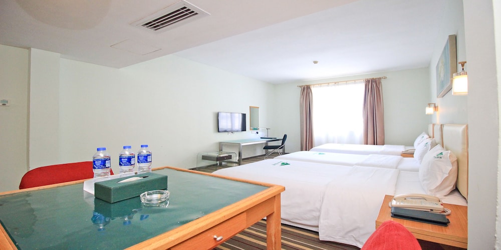 Shanshui Trends Hotel North Huaqiang 36/58