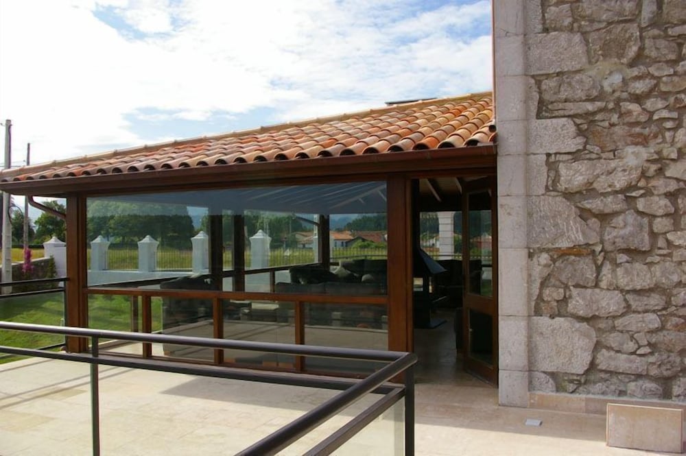 Villadesella Hotel 7/36