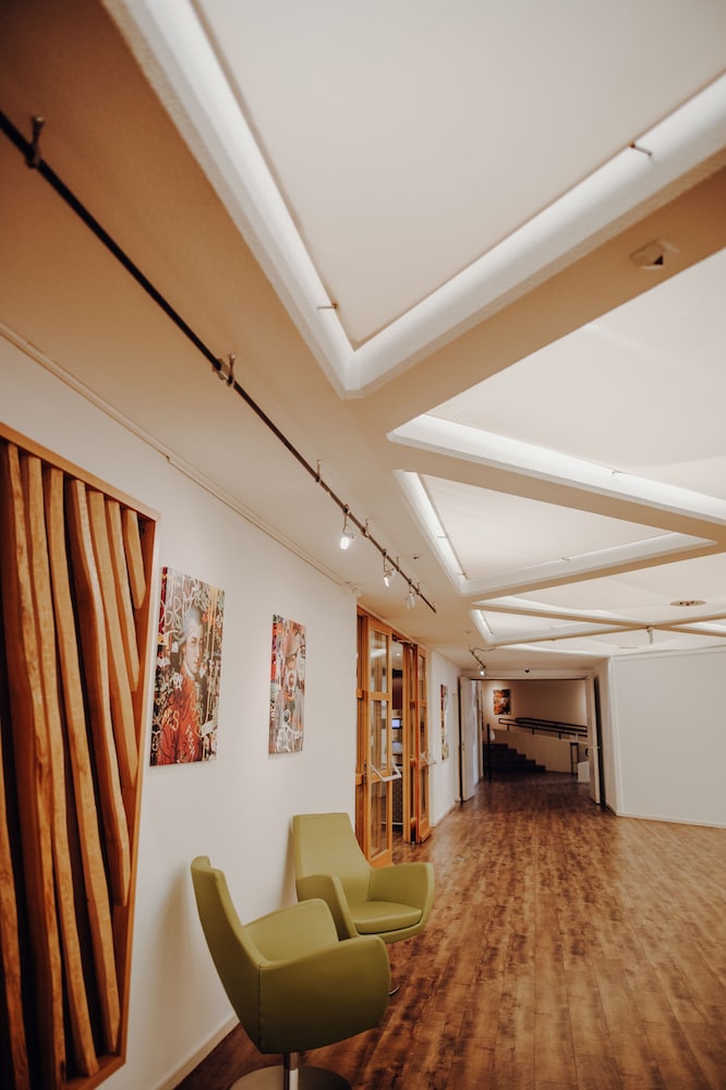 PARKHOTEL BRUNAUER 42/56