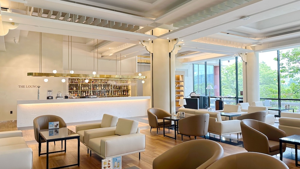 Commodore Hotel Gyeongju 50/51