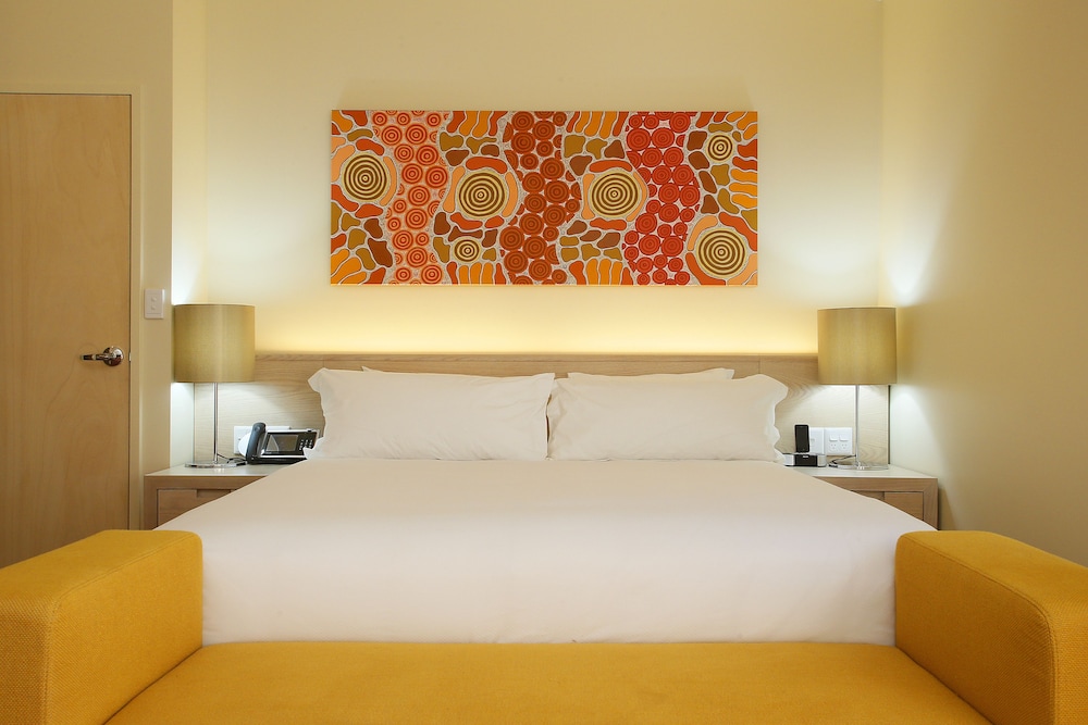 Crowne Plaza Alice Springs Lasseters 21/57