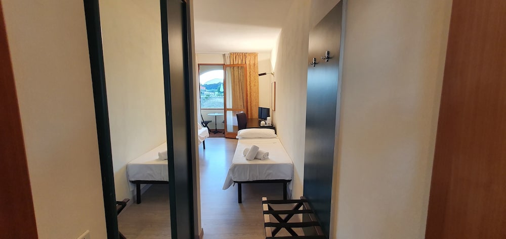 Noristars Ex Carignano Hotel 17/49