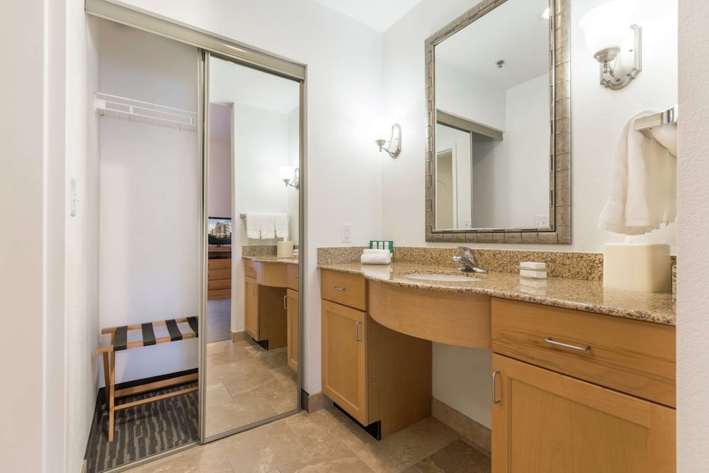 Homewood Suites By Hilton Greenville 31/35