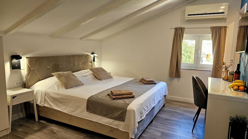 Villa Babilon 14/68