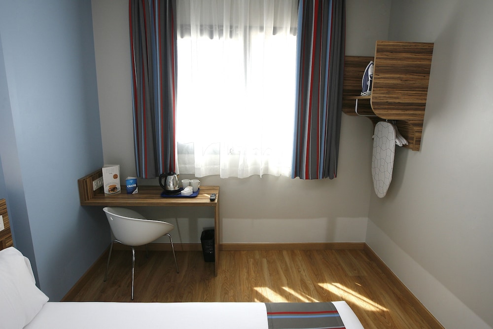 Travelodge Madrid Metropolitano 57/63
