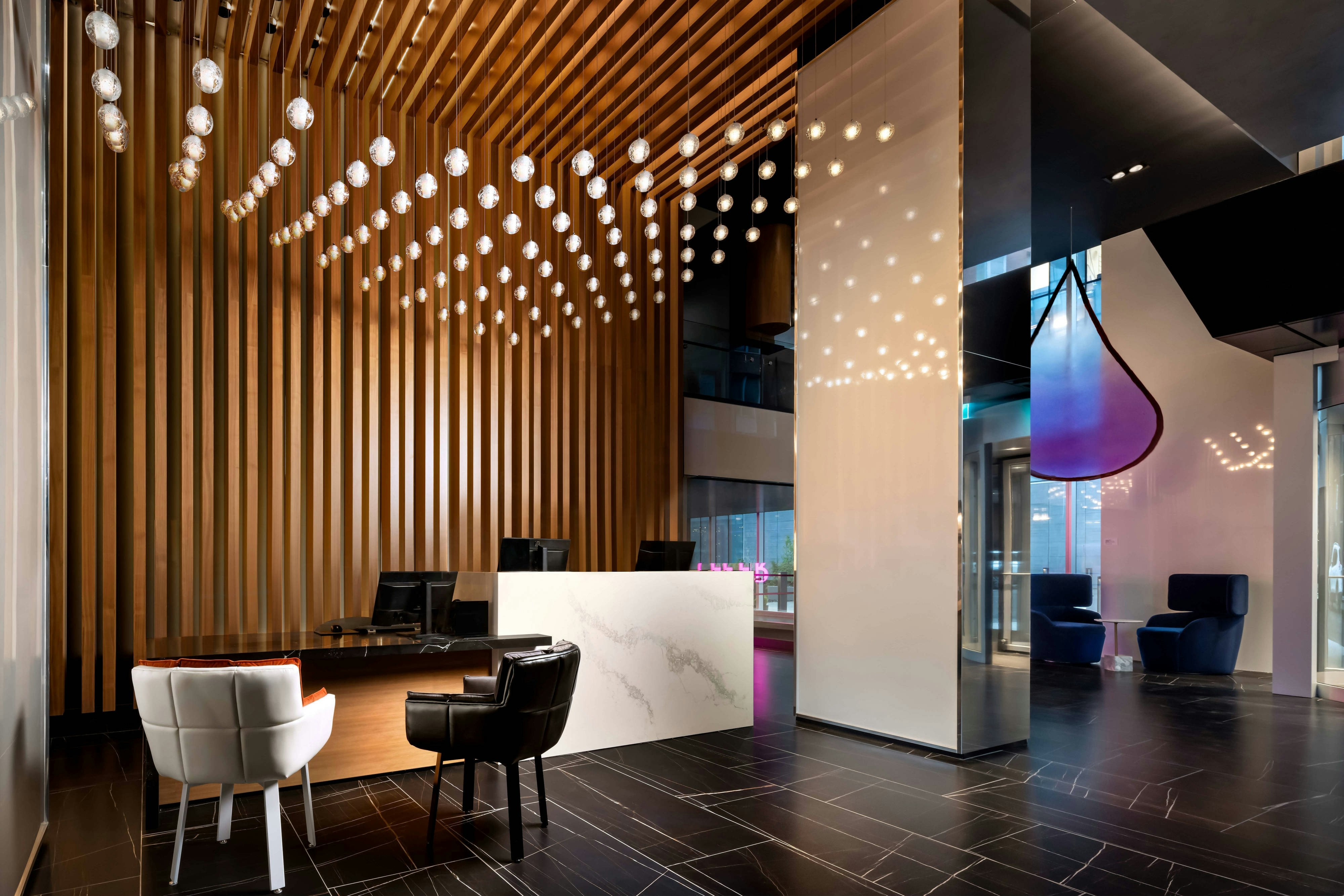 Humaniti Hotel Montreal, Autograph Collection 22/32