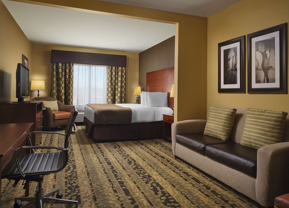 Best Western Plus Tupelo Inn Suites 24/45