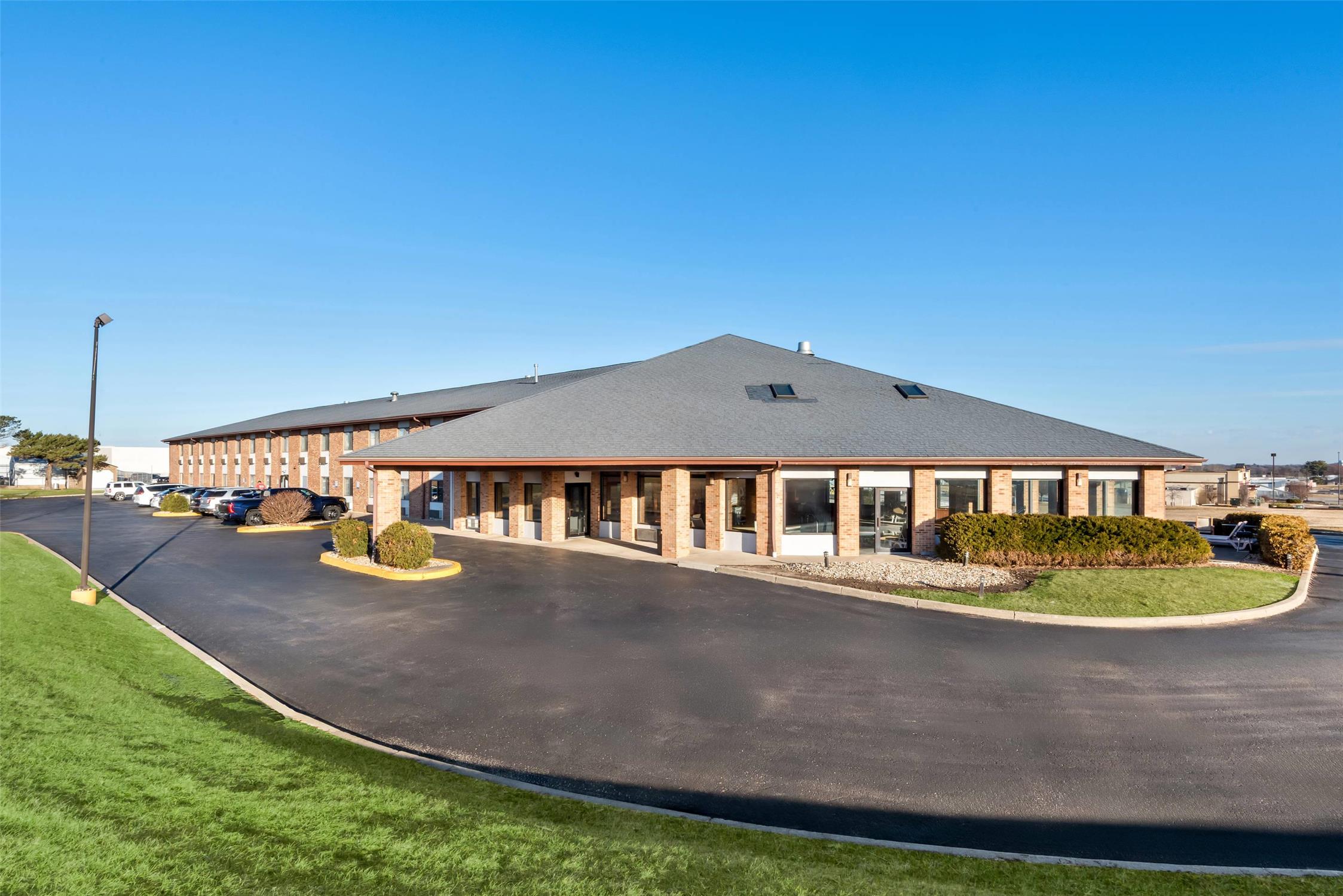 Quality Inn Waverly IA 51/51