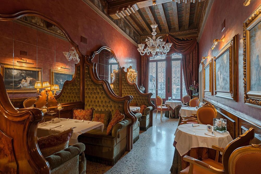 Hotel Al Ponte Antico 36/48