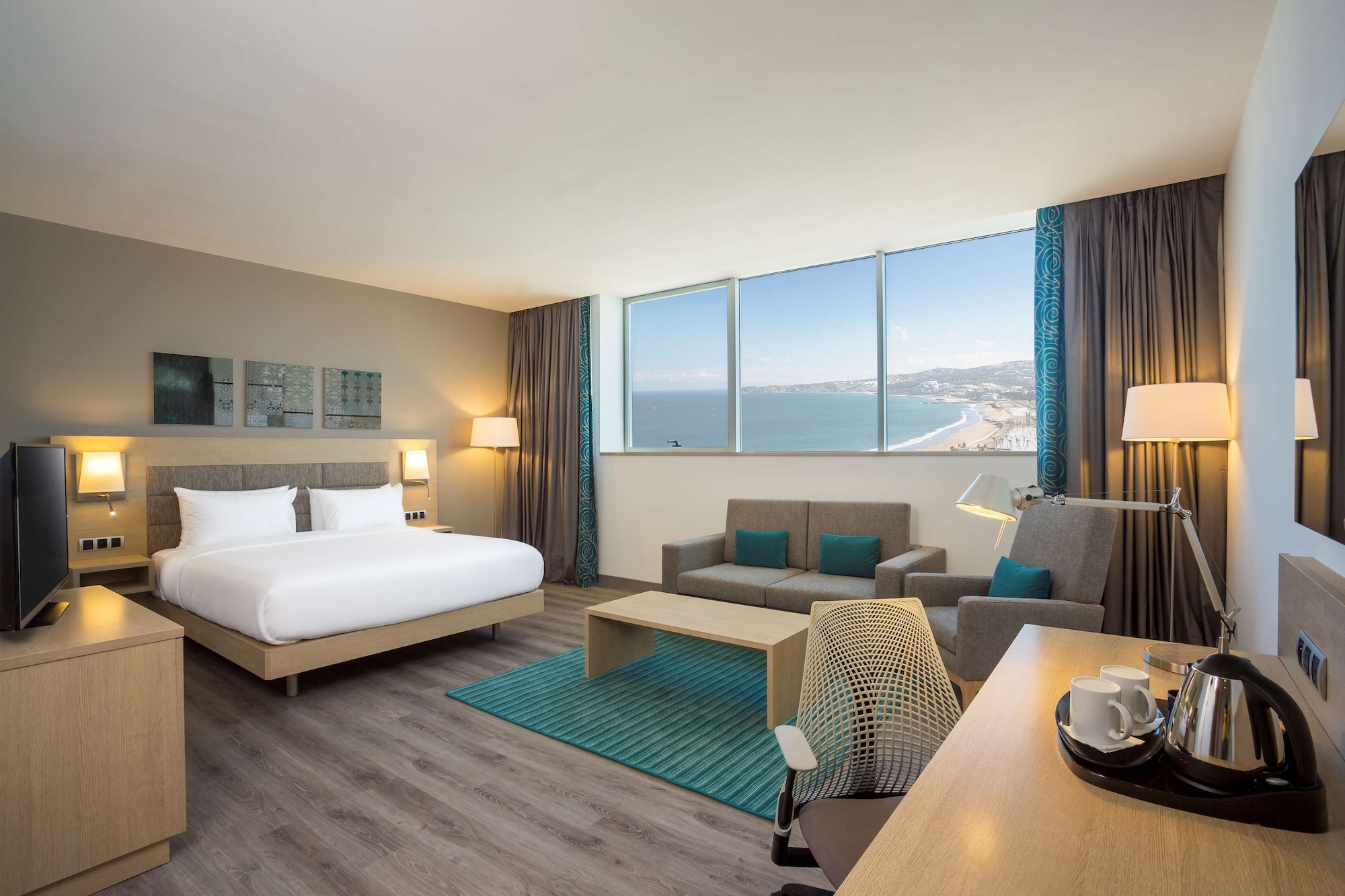 جناح بسرير كينج وسريرين منفصلين، Hilton Garden Inn Tanger City Center 2/3