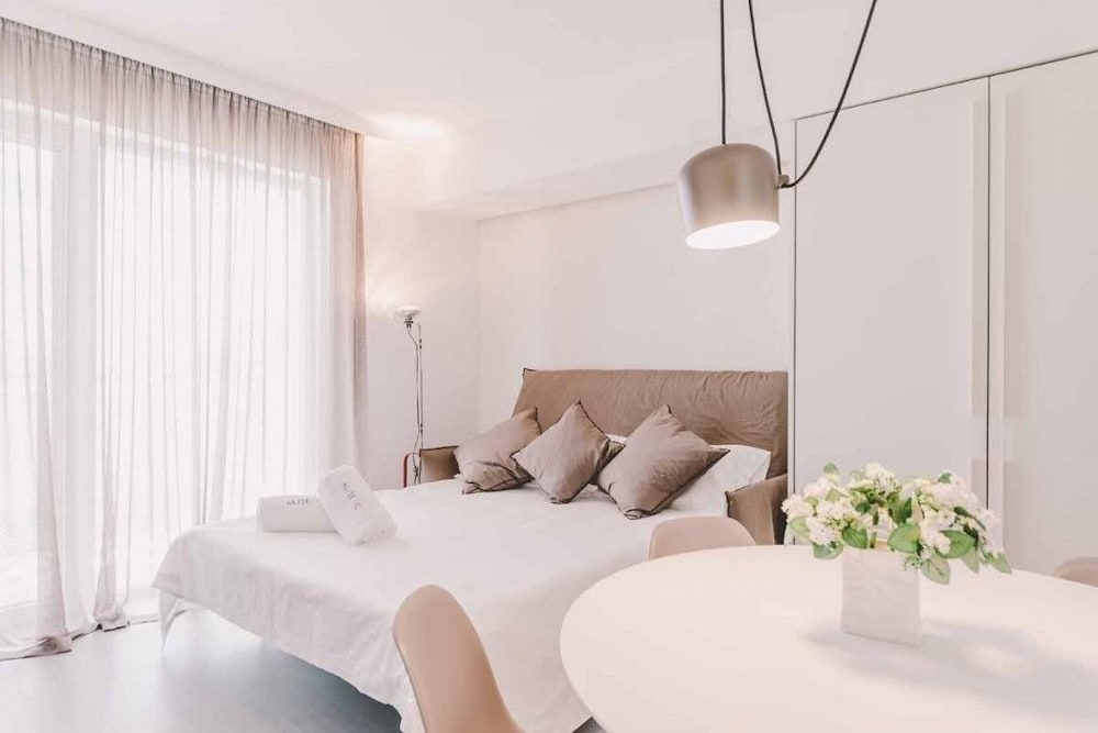 Suite 10 Home Design & Spa 29/69