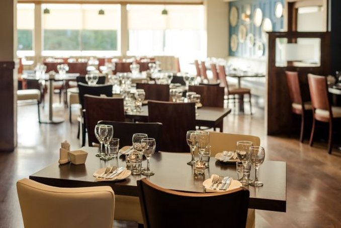 Rochestown Lodge Hotel 24/32