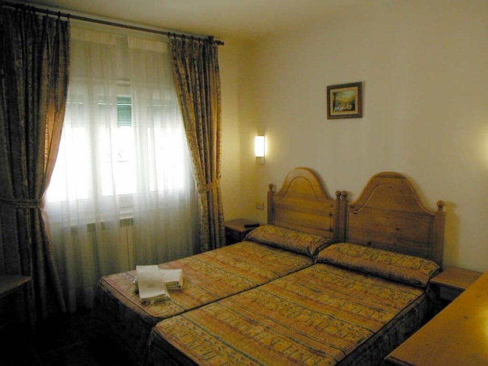 Hotel Gabarre 25/35