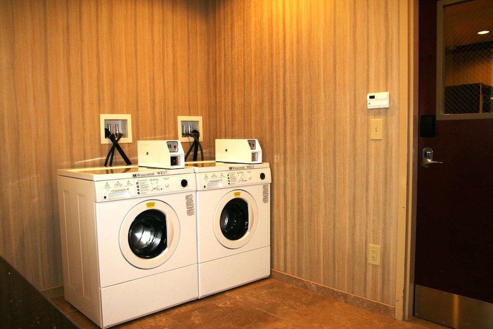 Hampton Inn Matamoras - Milford 24/49