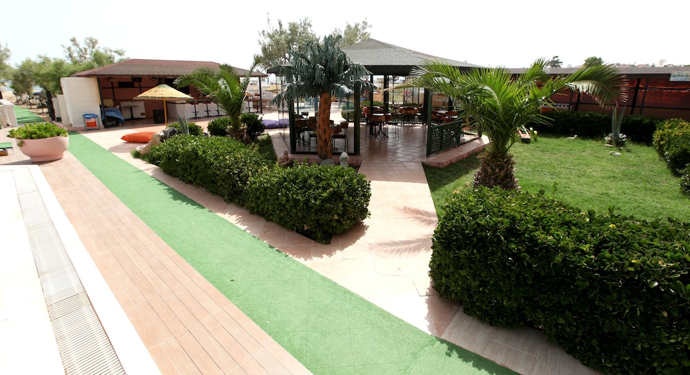 Hotel Palmera Resort 7/63