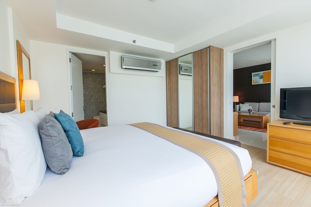 Oakwood Residence Sukhumvit 24 Bangkok 13/26