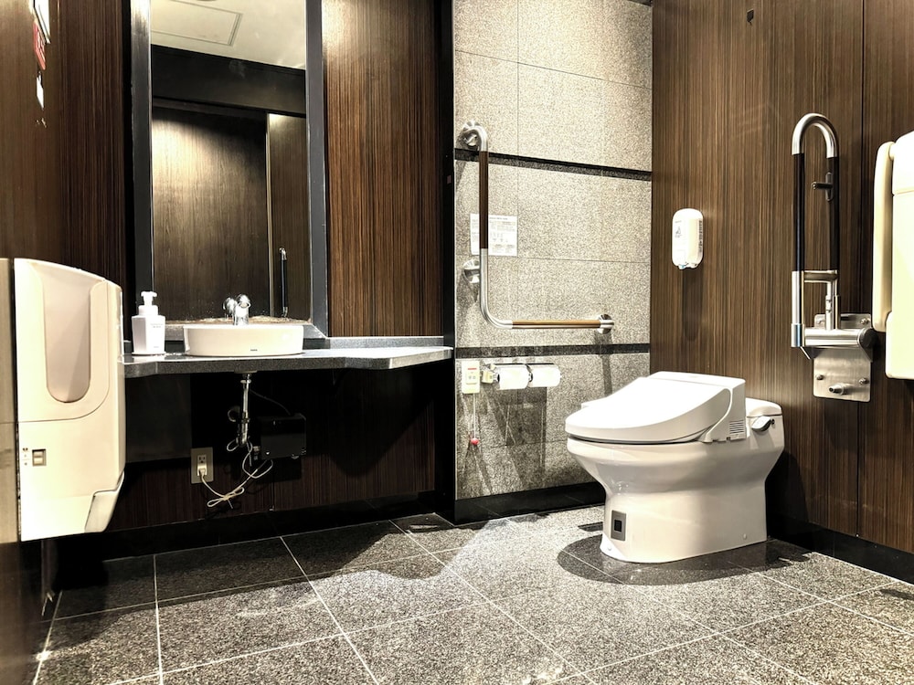Apa Hotel Kobe Sannomiya 54/56