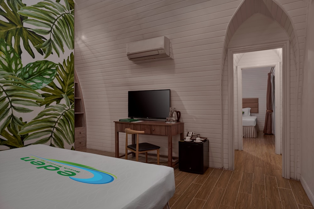Eden Beach Resort By EHM 40/50