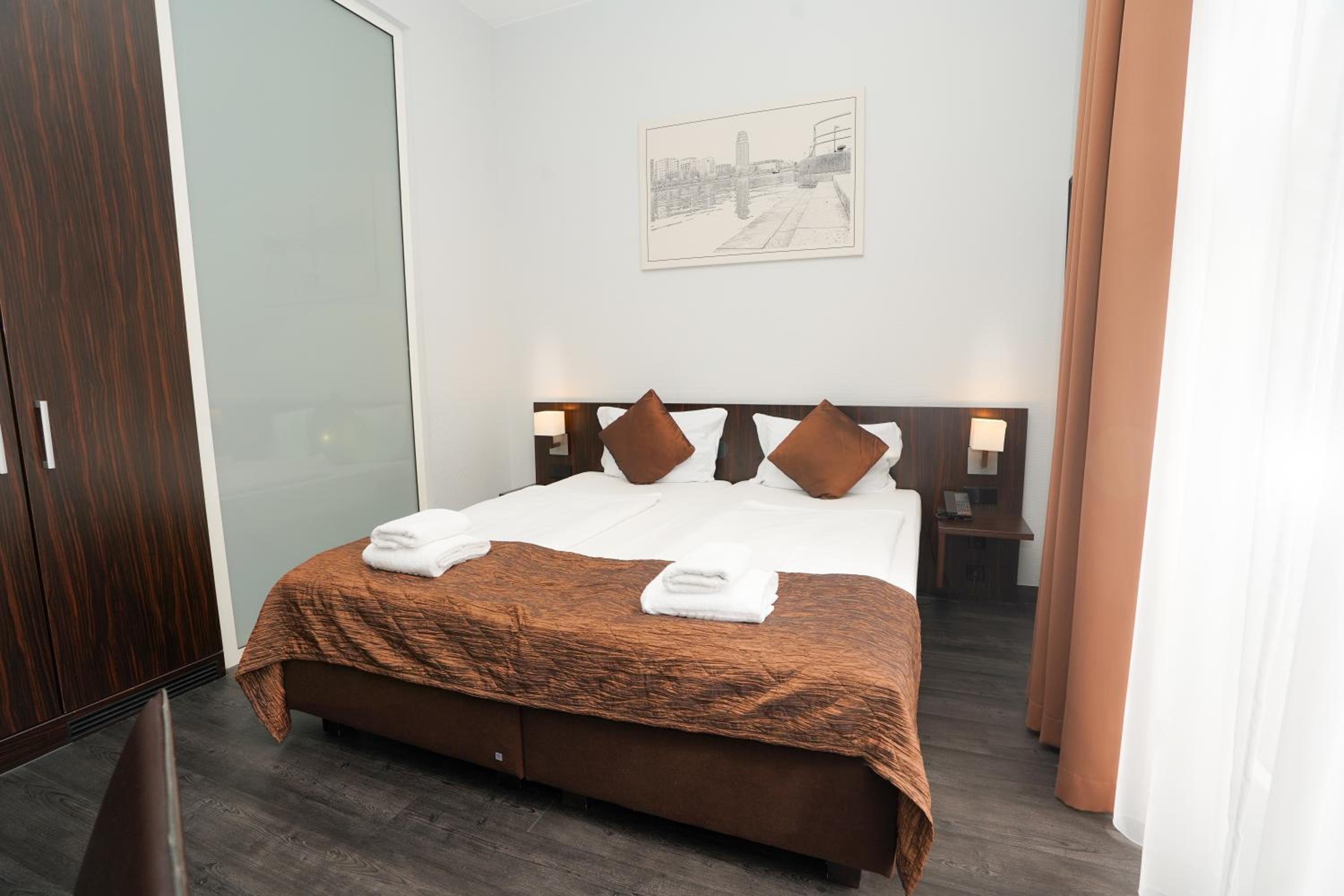 2 Bedrooms, Family Suite