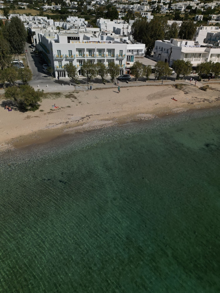 Play Paros, a member of Brown Hotels 54/62