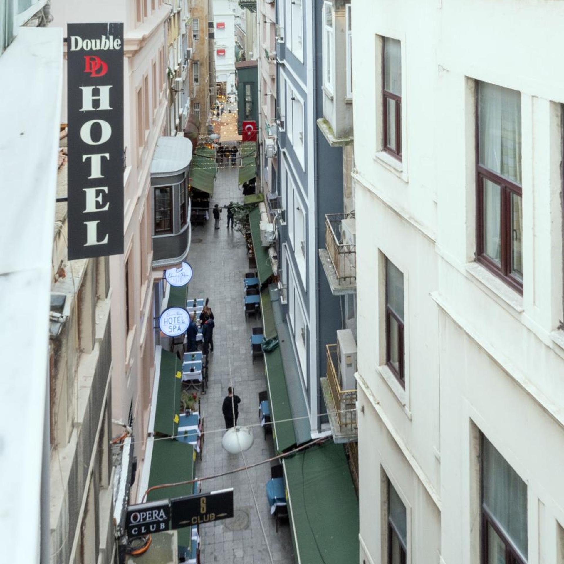 Double Dd Hotel 48/54