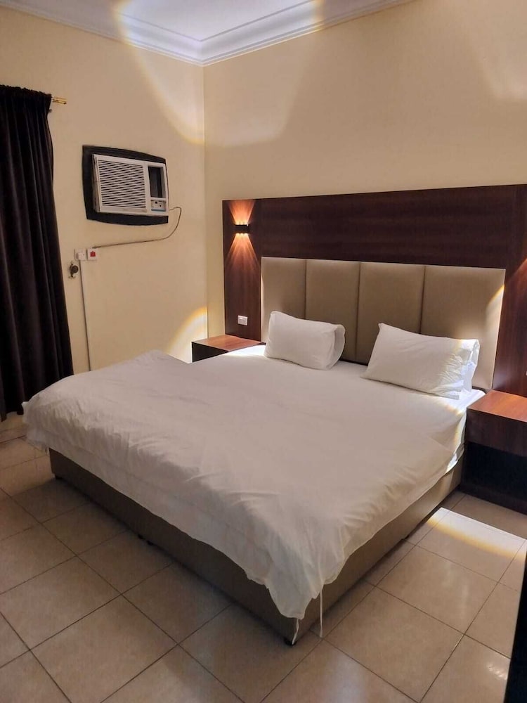 العييري للشقق المفروشة جيزان 1(Al Eairy Furnished Apartments Jizan 1) 10/25