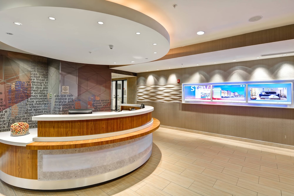 Springhill Suites Cincinnati Airport South 10/43