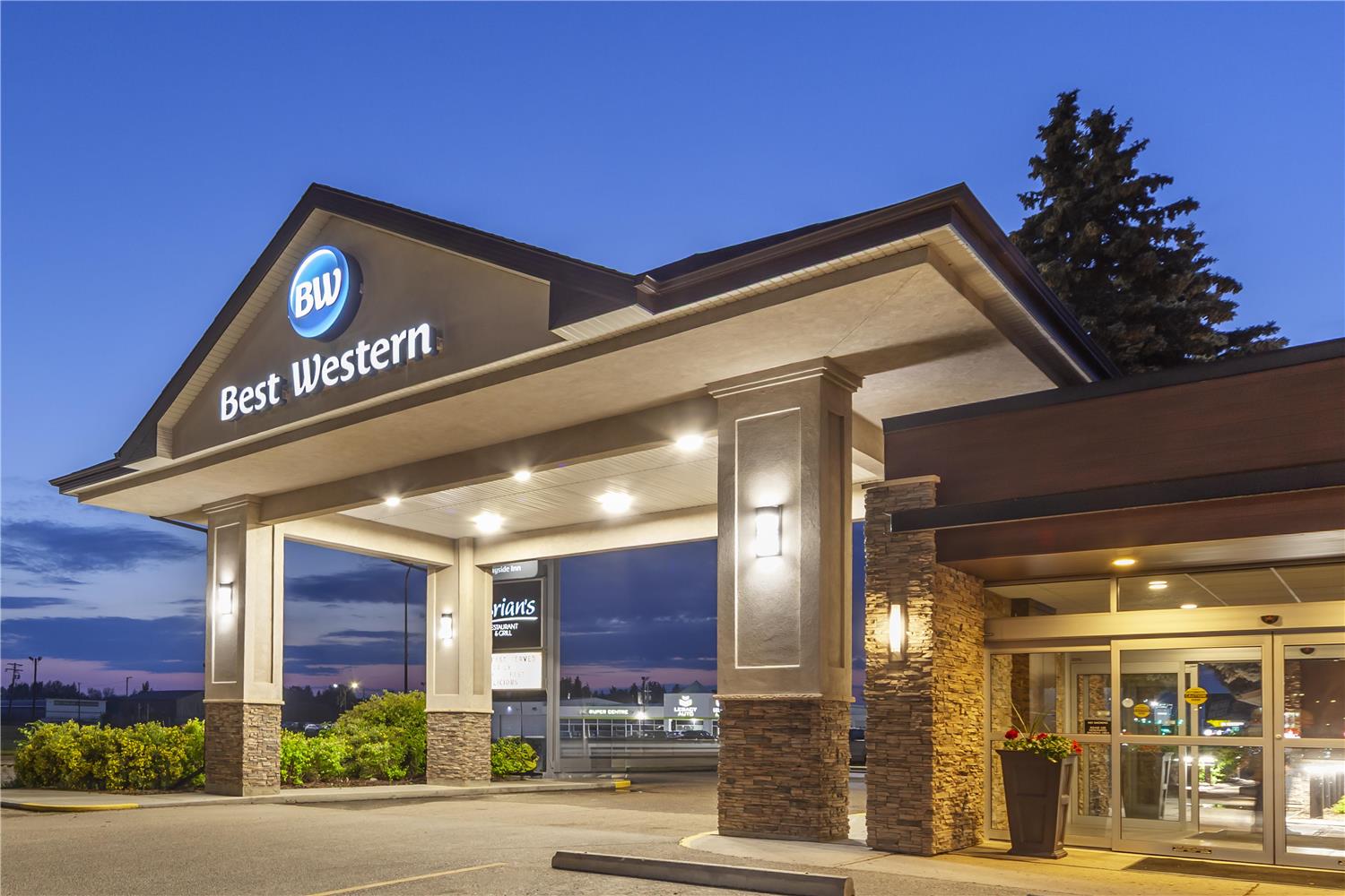 Best Western Wayside Inn 2/44