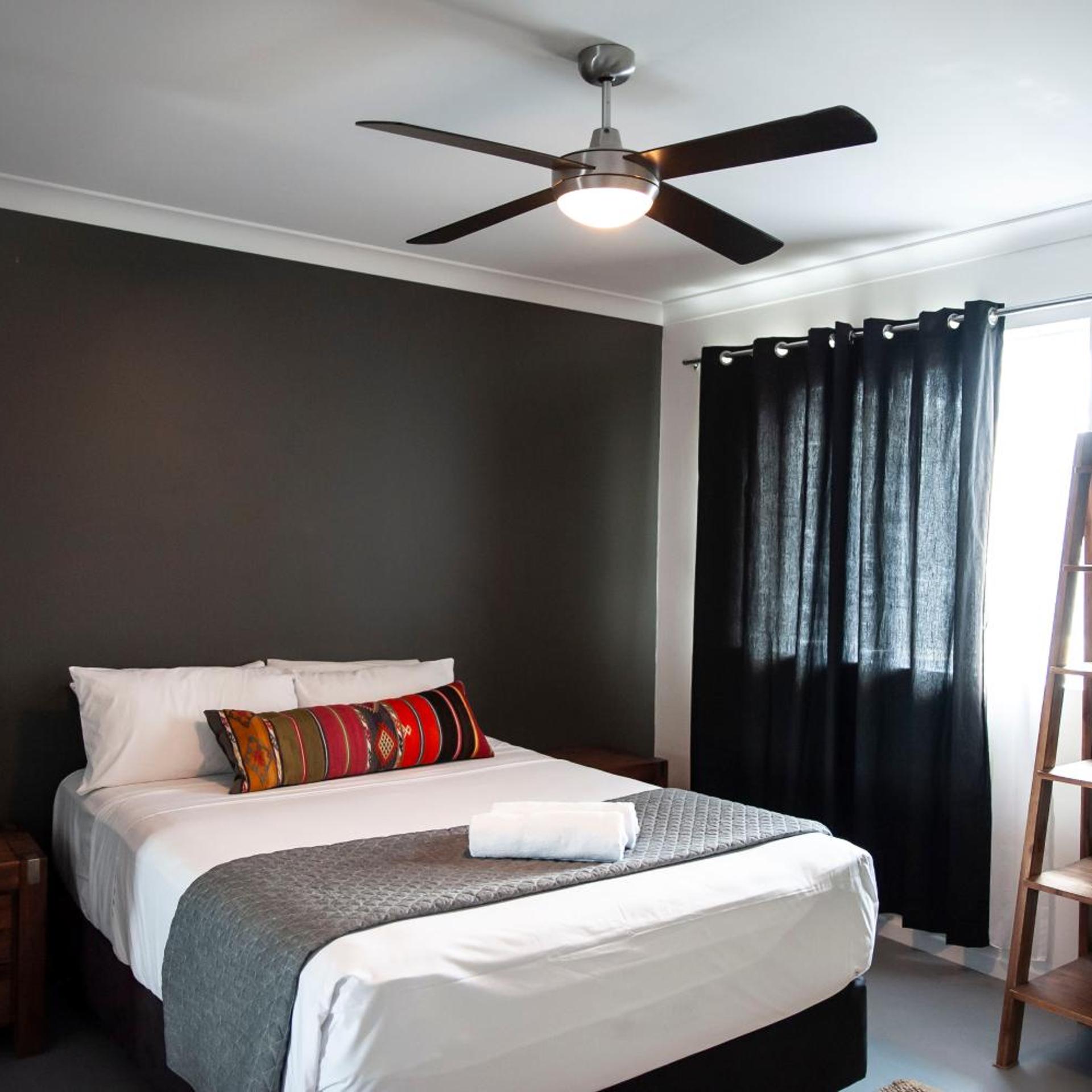 3 Bedrooms, Apartment