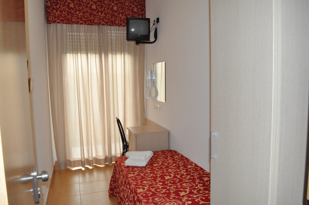 Mimosa Hotel 15/50