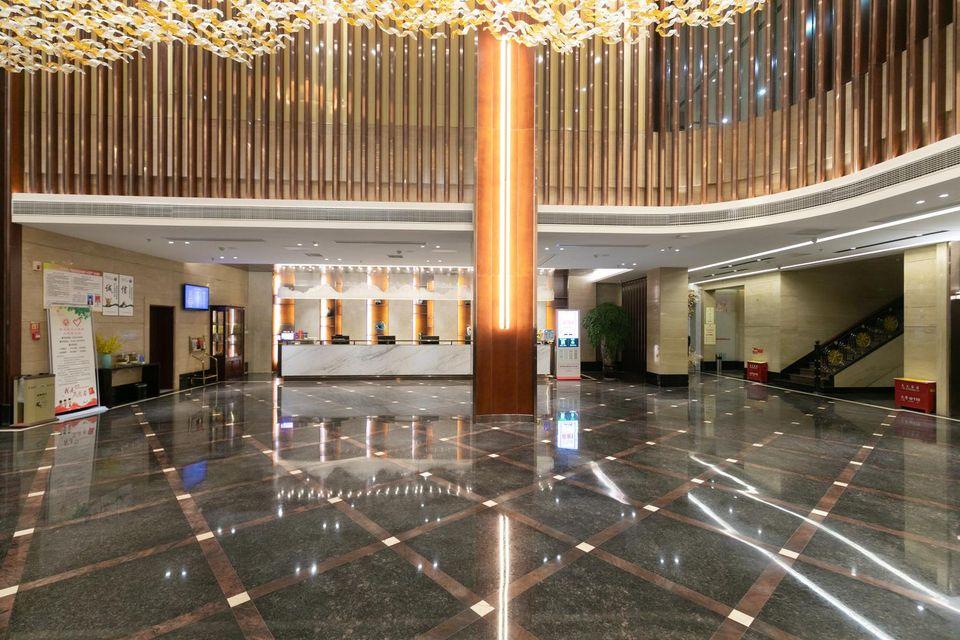 Huafeng Huatian Hotel 10/20