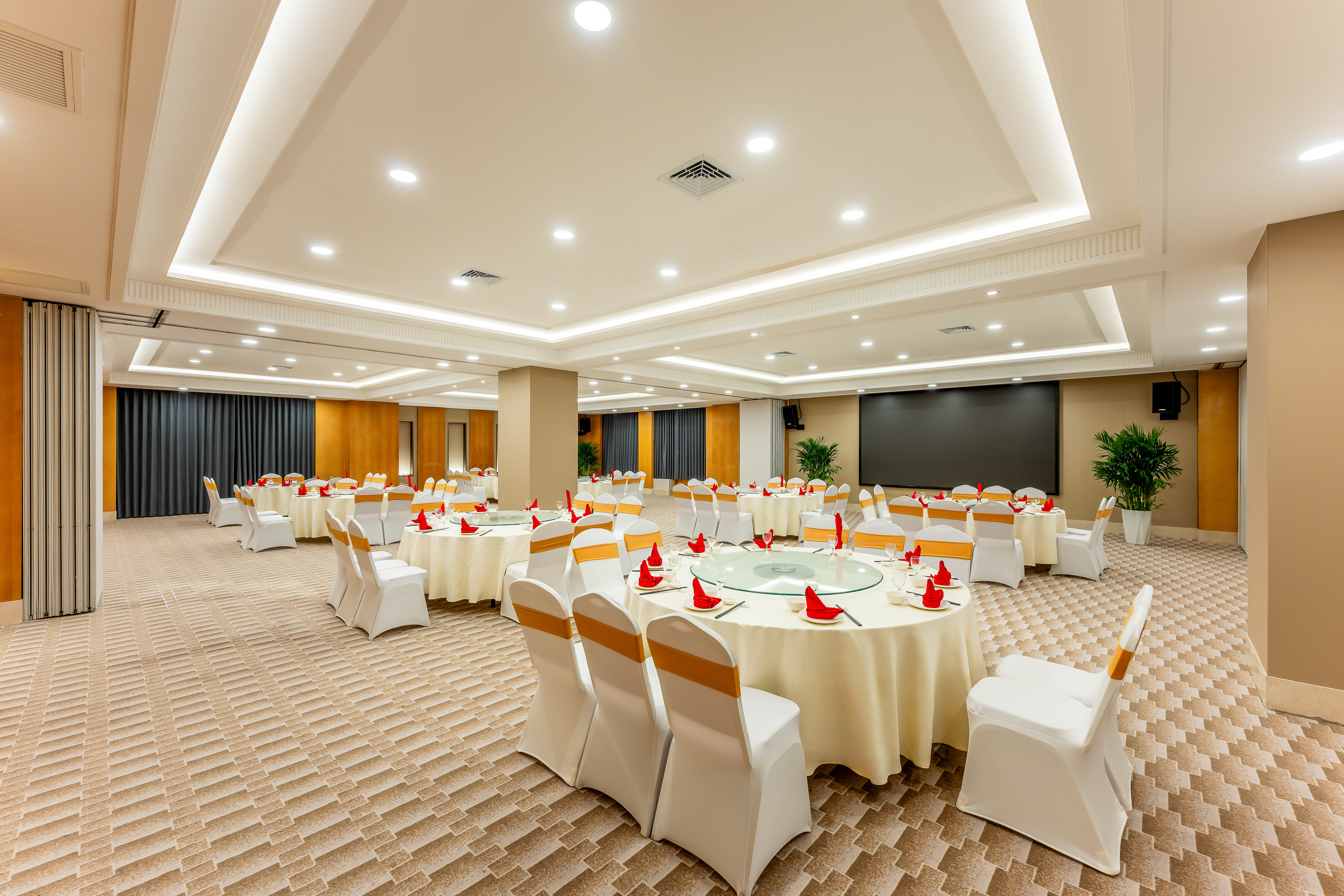 Holiday Inn Jianhu 38/47