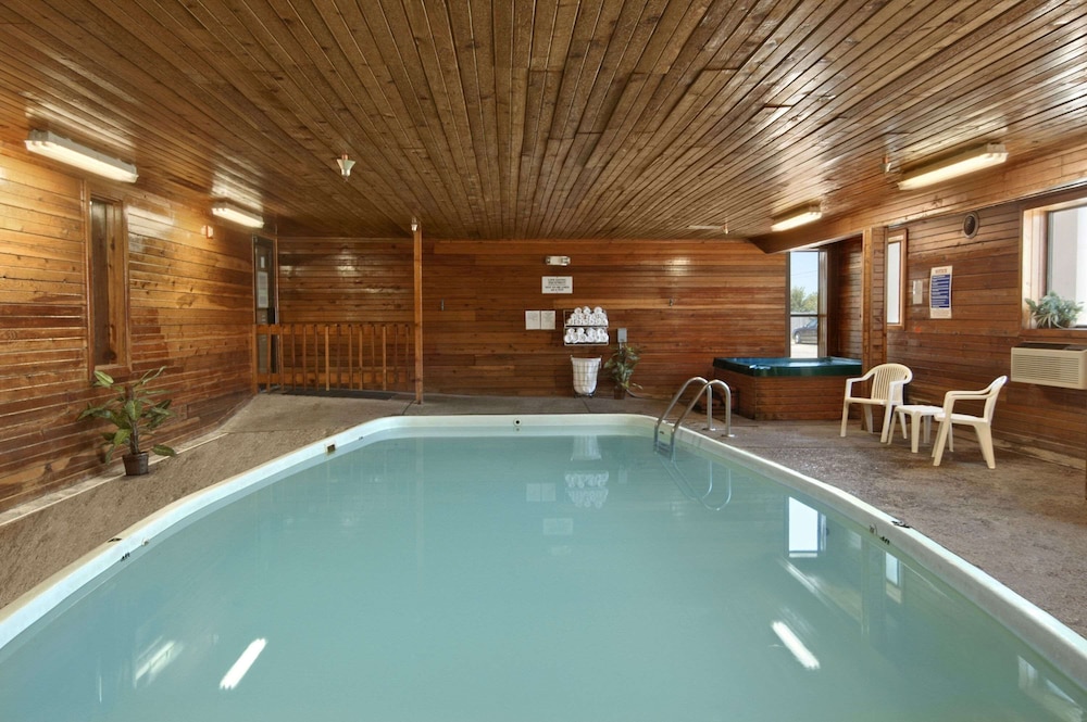 Days Inn by Wyndham Salina I-70 1/27