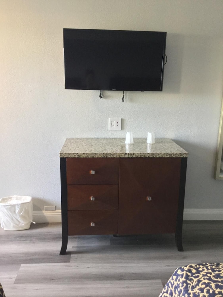 Best Motel 23/34