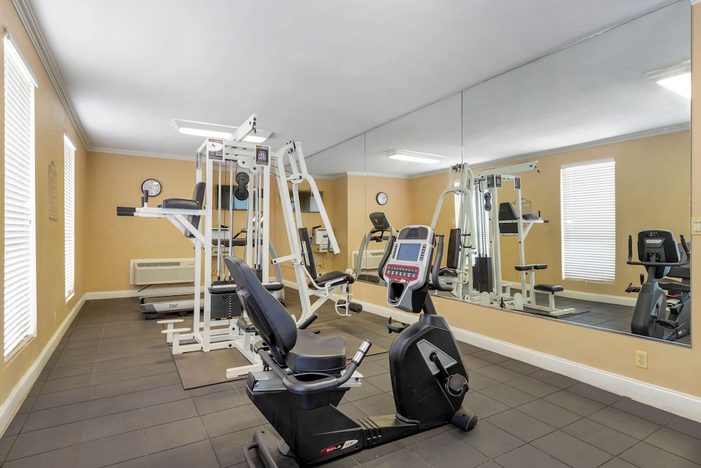 Best Western Brady Inn 15/26