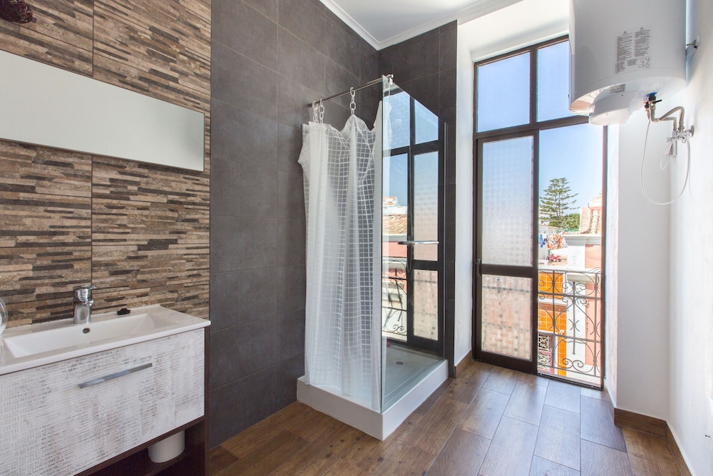 Faro Cosy Guest House 27/28