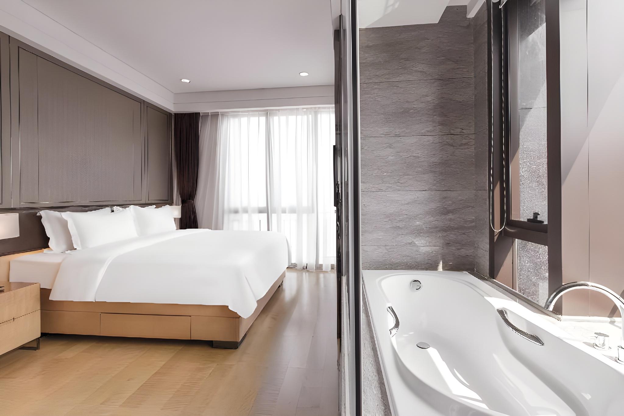 2 Bedrooms, Kimper, Deluxe, Apartment, 1 King and 1 Single Beds