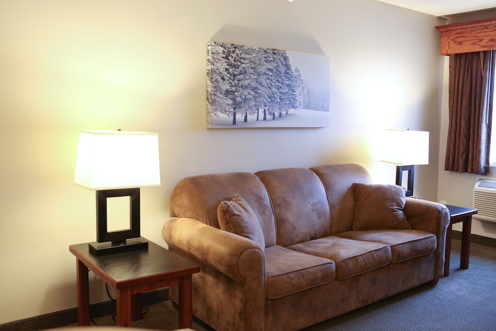 Grandstay Hotel And Suites Perham 34/54