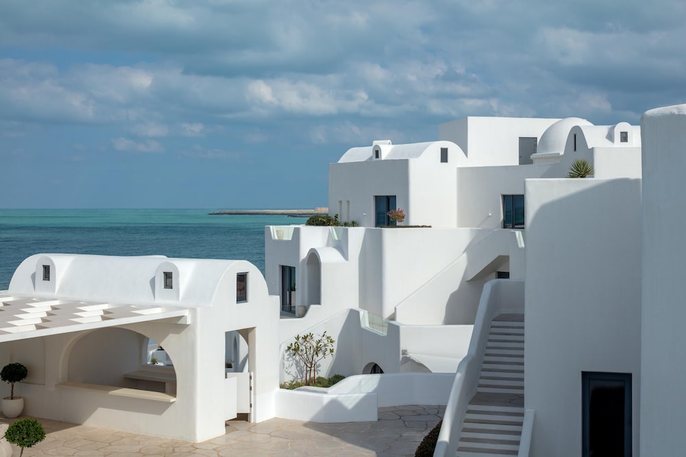 Anantara Retreat Santorini Abu Dhabi - Adults Only 63/71