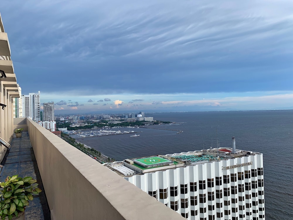 Amazing Marina Residential Suites 43/50