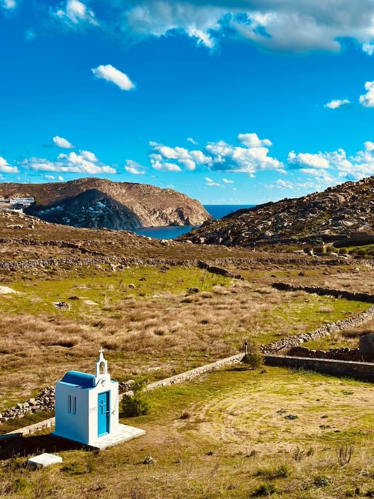 ANEMELA MYKONOS VILLAS & SUITES 40/50